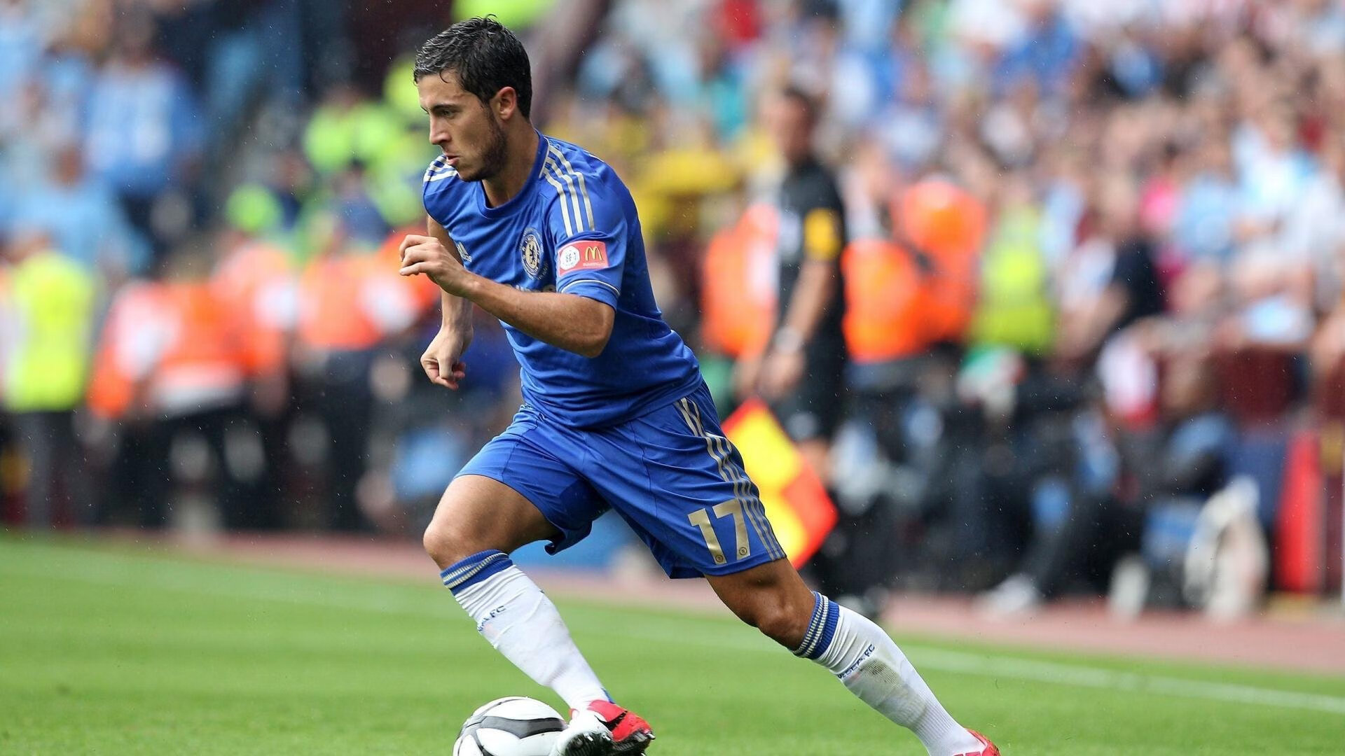 意甲联赛:谁将夺得金靴奖?球员表现抢眼,意甲金靴进球纪录