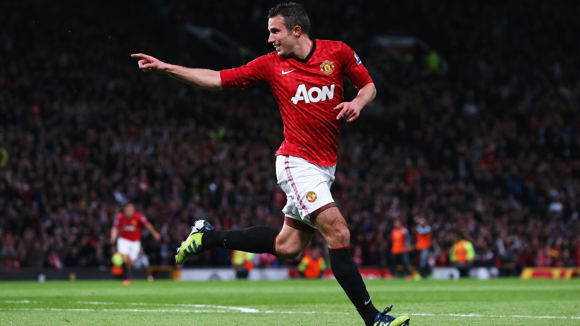 星空体育-欧战资格竞争激烈，球队奋力争取，欧战和欧冠欧战啥意思_